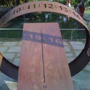 Sun dial